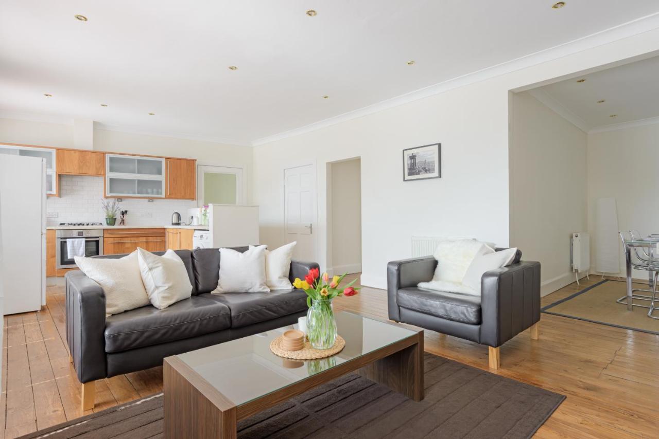 The West Bow Apartment Единбург Екстериор снимка