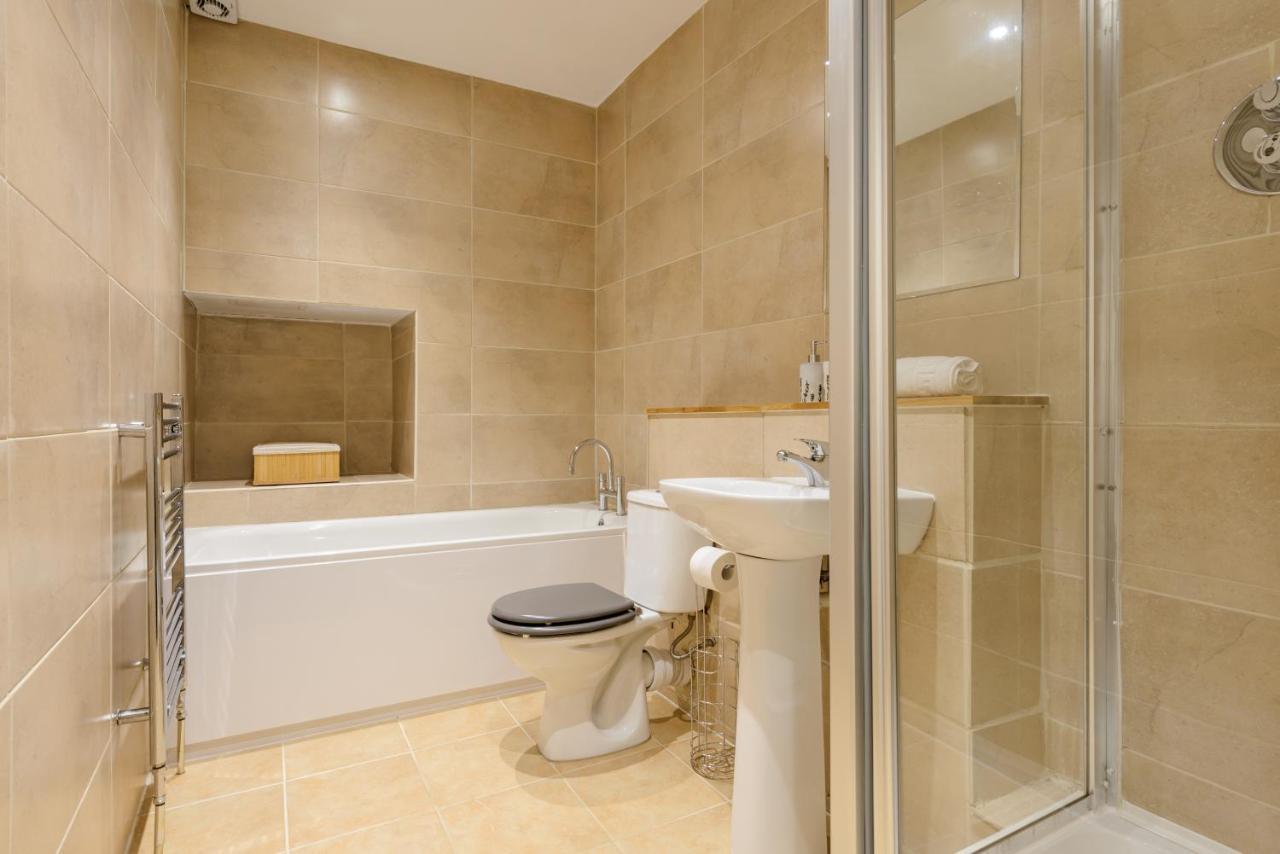 The West Bow Apartment Единбург Екстериор снимка